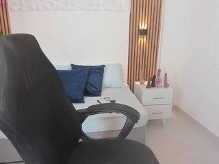 Chat vidéo érotique valeria-acost