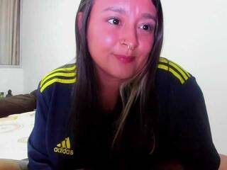 Chat vidéo érotique vanele