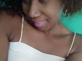 Chat vidéo érotique Chachachocolate