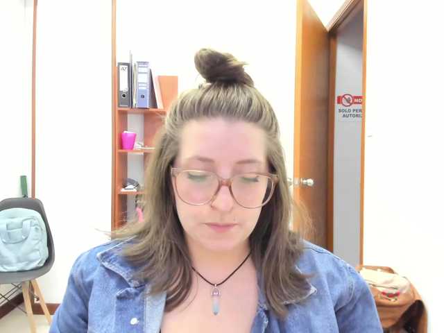 Captures d'écran de diffusion vickysimons