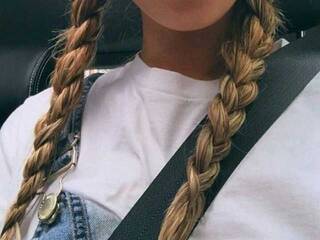 Chat vidéo érotique Vicsi30