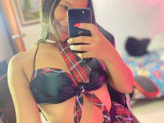 Chat vidéo érotique victoria-miltits