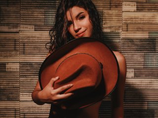 Chat vidéo érotique viiolettlopez