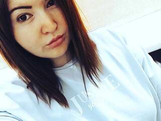 Chat vidéo érotique Vik933