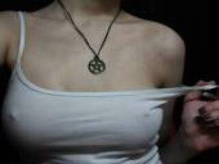 Chat vidéo érotique vikulovaa