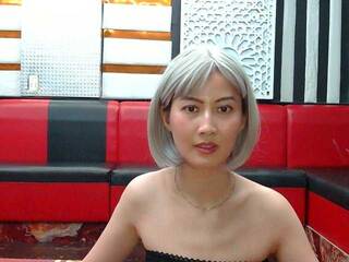 Chat vidéo érotique VioletAmiga