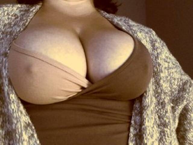 Captures d'écran de diffusion VIPLLLaraVIP