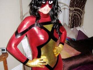 Chat vidéo érotique VirginBitch