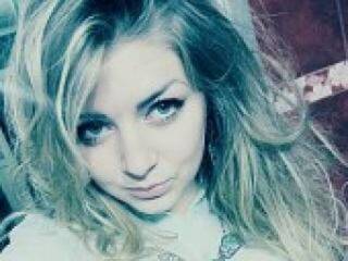 Chat vidéo érotique virgingirl1