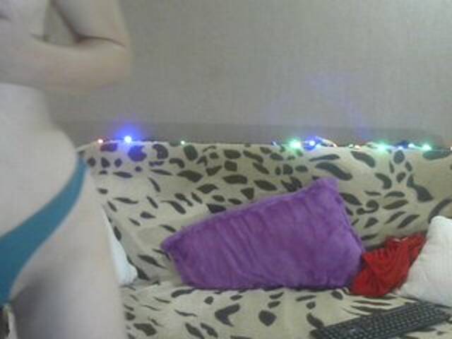 Captures d'écran de diffusion VirginiaLove