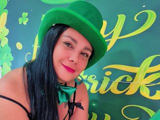 Chat vidéo érotique vivian-milf-paint