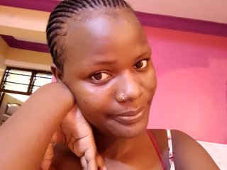 Chat vidéo érotique WetSexy001