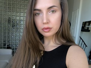 Chat vidéo érotique anya_madlove
