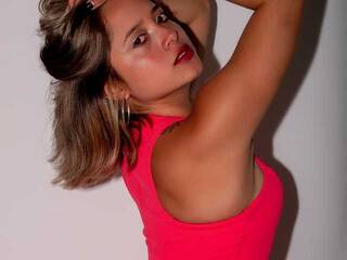 Chat vidéo érotique xiarawixx