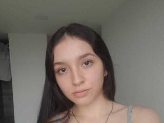 Chat vidéo érotique Xlunaaa