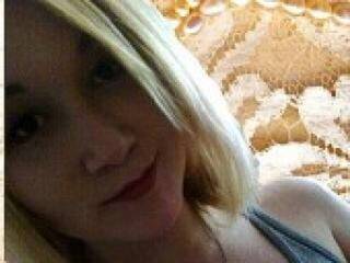 Chat vidéo érotique xrosalinax