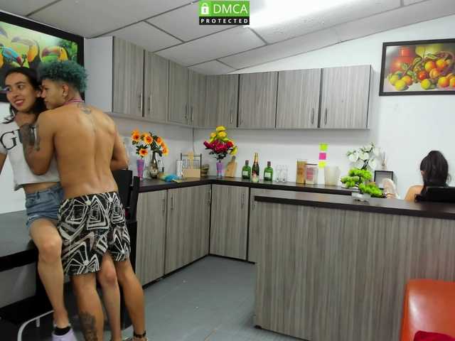 Captures d'écran de diffusion xsexysgirlsx