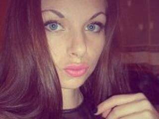 Chat vidéo érotique xvalentinka