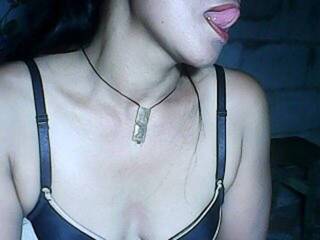 Chat vidéo érotique xwetcumx