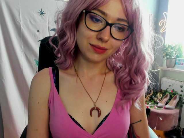 Photos xxHeidiLove #joi #tease #fairy #cei #sissy #sph #cbt #young #girl #hot #cute #natural #healthy #ahegao #ass #english #german #curlyhair #cuckold