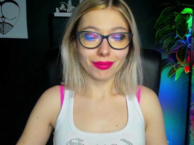 Photos xxHeidiLove #joi #mistress #tease #cei #german #sph #lovense #cbt #young #hot #edging #cute #natural #ahegao #ass #english #sissy #cuckold