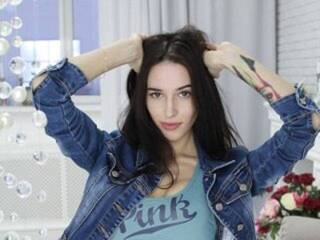 Chat vidéo érotique XXLounaXX