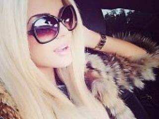 Chat vidéo érotique xxmonikaxx