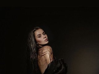 Chat vidéo érotique LolaSexxx