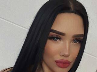 Chat vidéo érotique Yana881