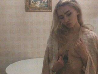 Chat vidéo érotique Yanochka735