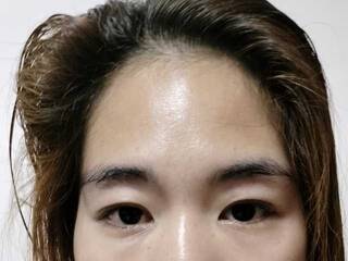 Chat vidéo érotique Yukii8