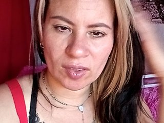 Chat vidéo érotique Hicran