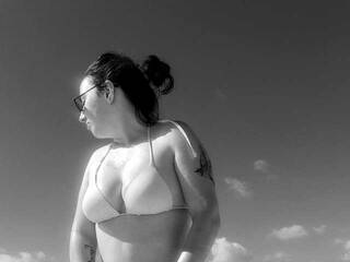 Chat vidéo érotique yourhottieunicorn