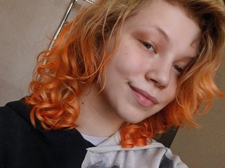 Chat vidéo érotique Your_LittleAngel
