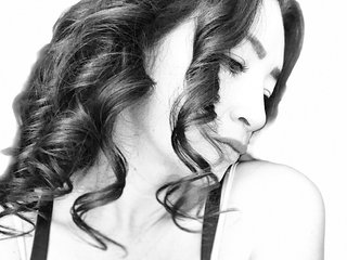 Chat vidéo érotique Yuli-sx