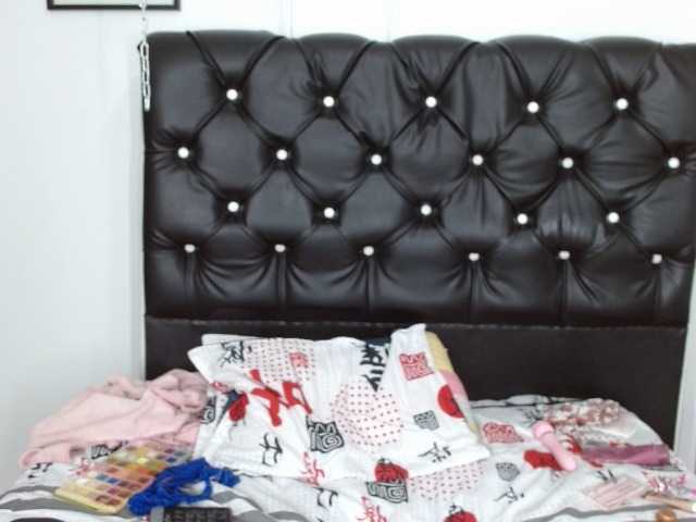 Captures d'écran de diffusion YuliaWills