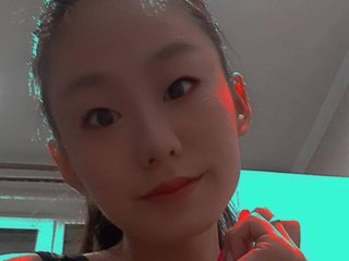 Chat vidéo érotique Yumin
