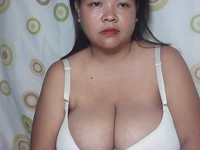 Captures d'écran de diffusion yummytits28
