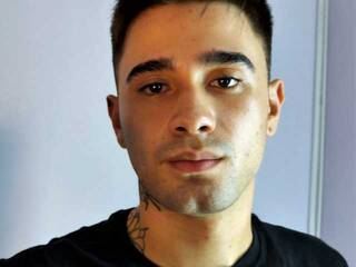 Chat vidéo érotique zacksullivan