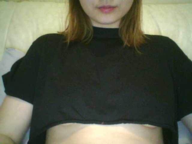 Photos ZlataArokelya I take off one thing at a time in the General chat before underwear-100 tokens I undress completely in private