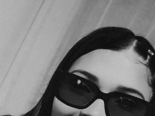 Chat vidéo érotique zoe-tay