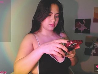 Chat vidéo érotique Zoebolton1