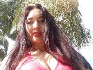 Chat vidéo érotique ZORAIDAHOTDIR