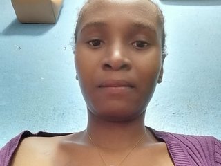 Chat vidéo érotique Zuana021